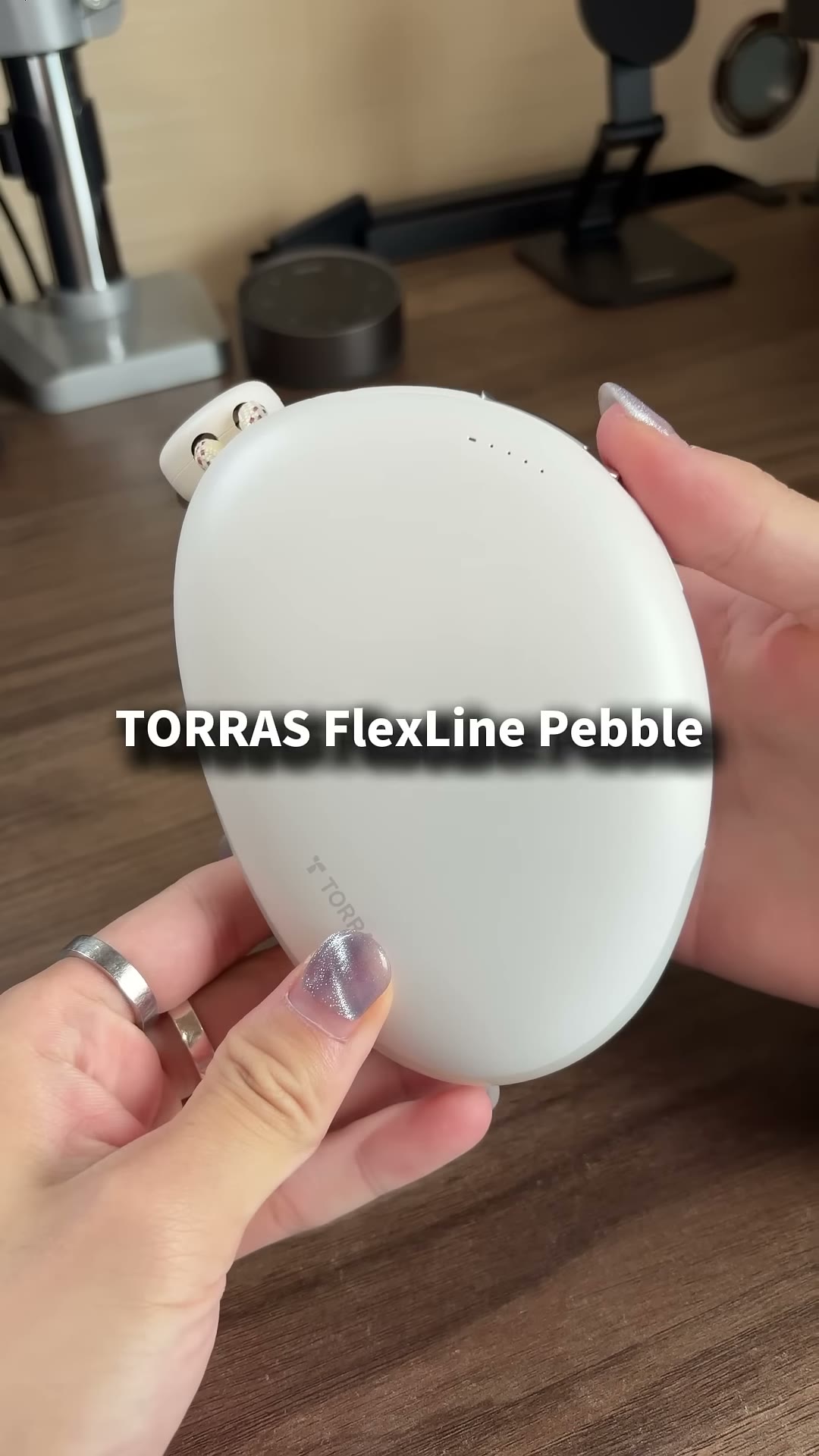 TORRAS FlexLine Pebbleとカラビナ